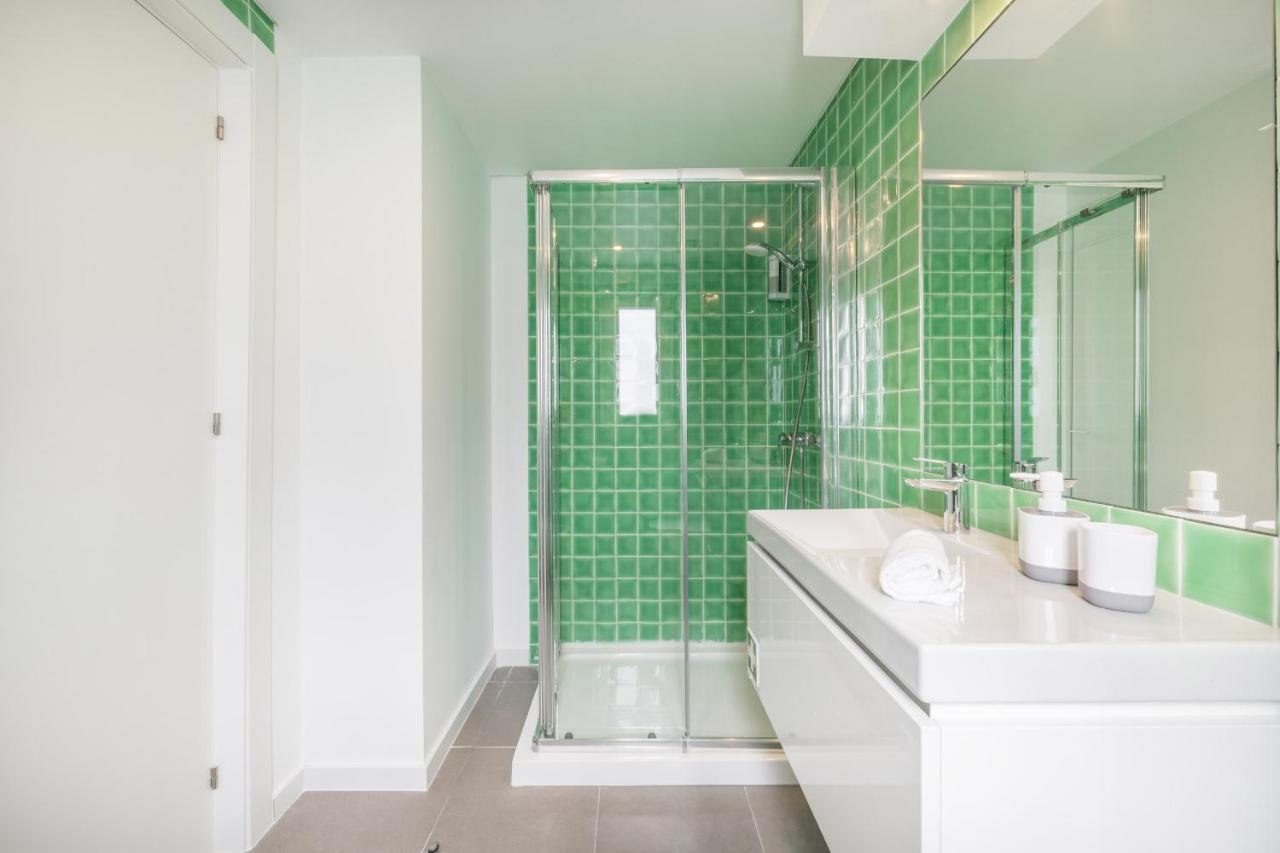 Olala Lisbon Oriente Suites A Luaran gambar